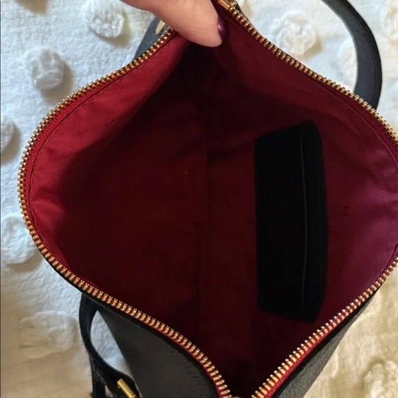 Hammit Kyle Shoulder Bag - Picture 8 of 12